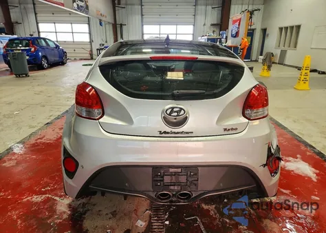 2013 Hyundai Veloster Turbo z USA, uszkodzony, nr VIN KMHTC6AE1DU168936